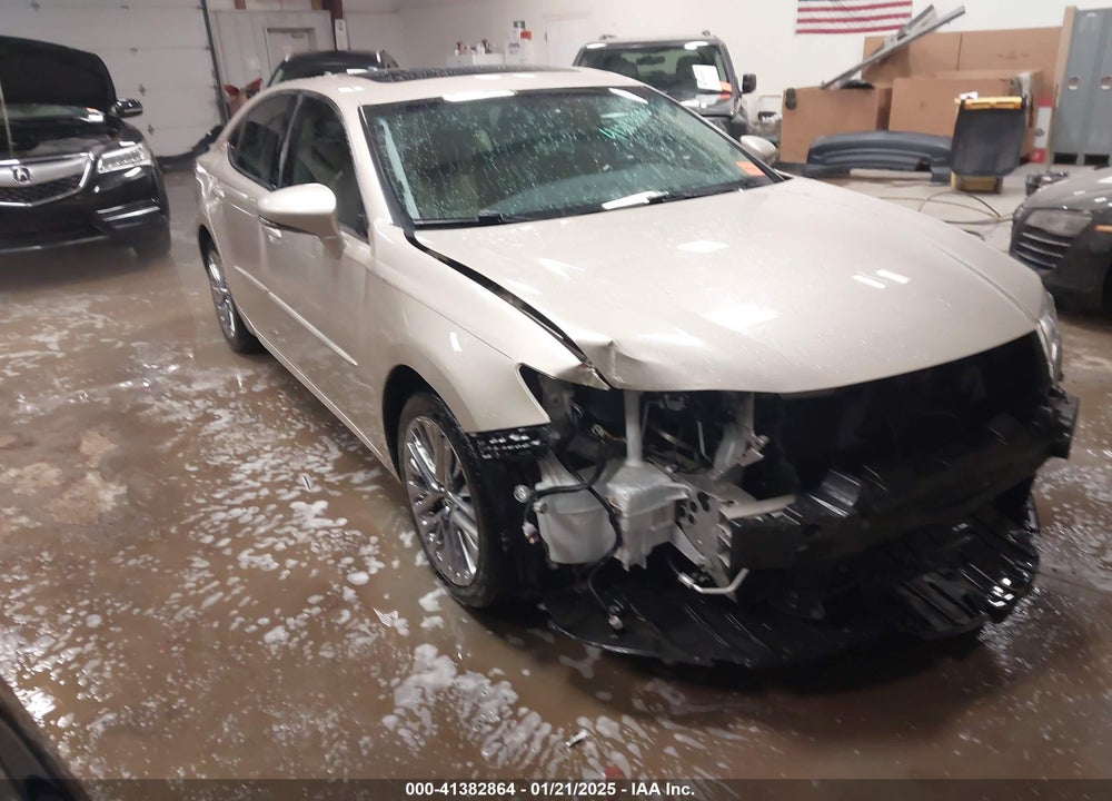 2013 LEXUS ES 350 VIN: JTHBK1GG5D2040515