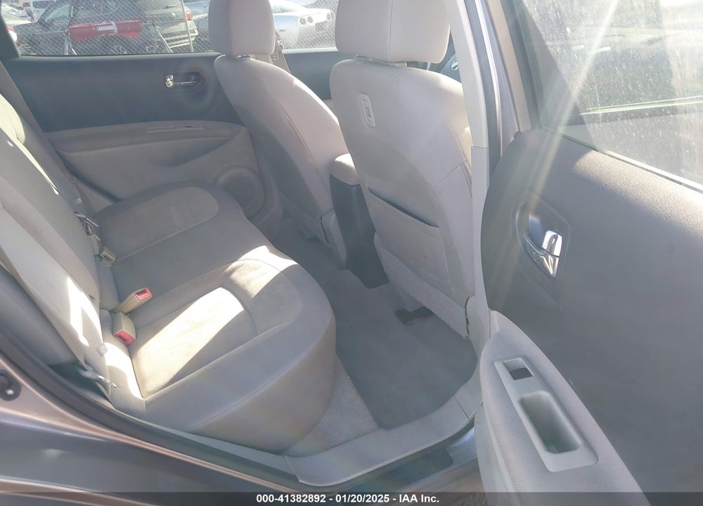 2010 NISSAN ROGUE S VIN: JN8AS5MTXAW013227