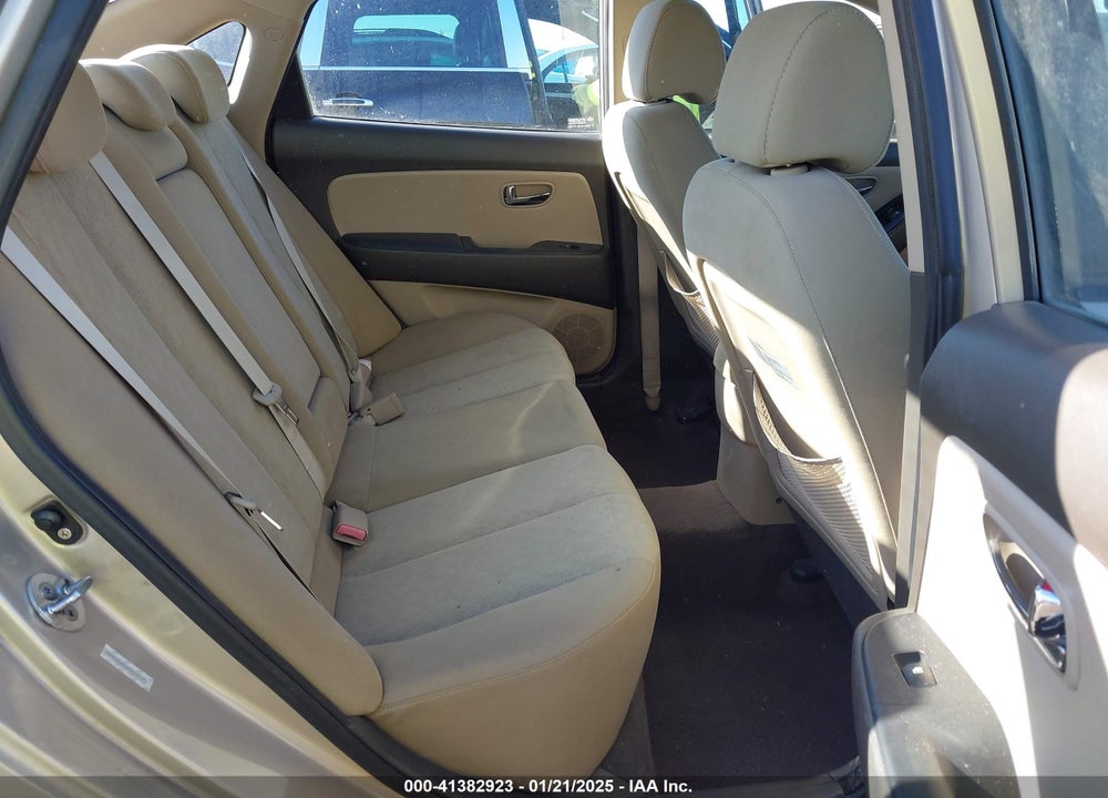 2010 HYUNDAI ELANTRA VIN: KMHDU4AD2AU878517
