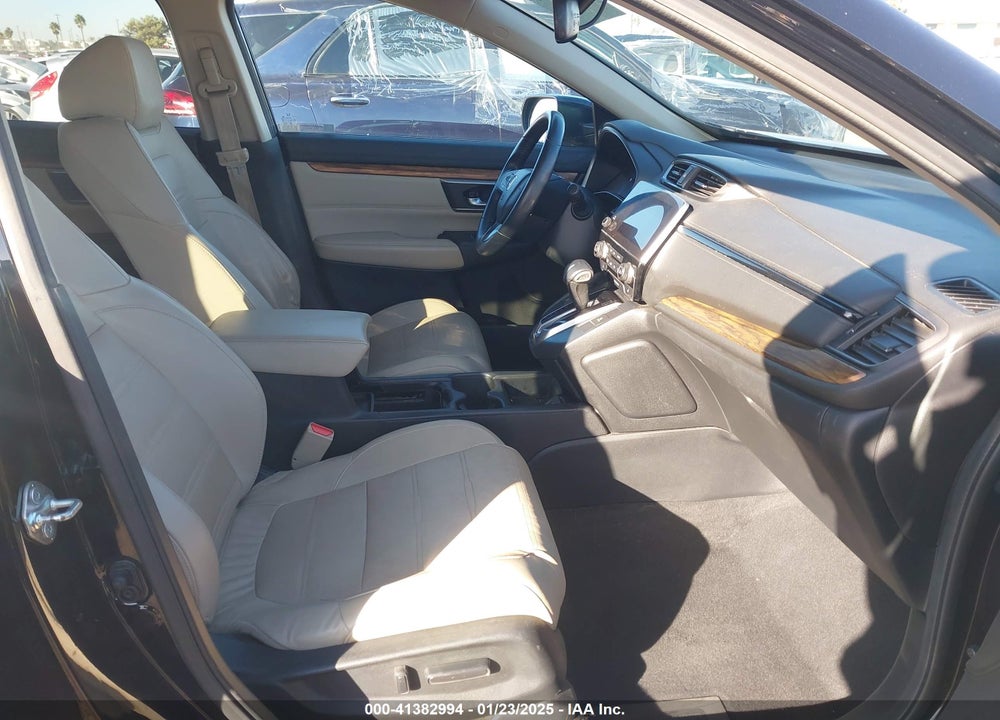 2017 HONDA CR-V TOURING VIN: 7FARW1H94HE025614