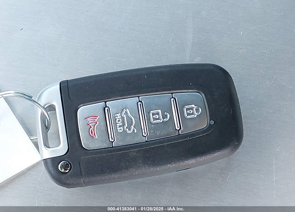 2013 HYUNDAI GENESIS VIN: KMHHU6KJ3DU108753