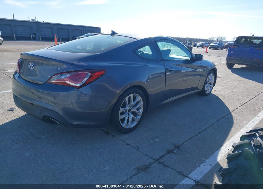 2013 HYUNDAI GENESIS VIN: KMHHU6KJ3DU108753