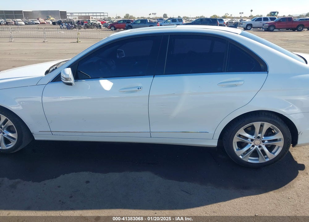 2013 MERCEDES-BENZ C 300 VIN: WDDGF8AB1DR271393