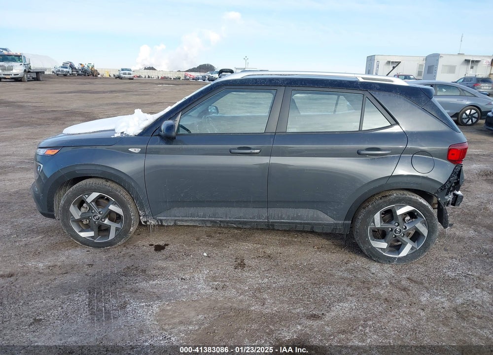 2023 HYUNDAI VENUE VIN: KMHRC8A3XPU274875