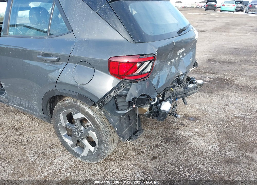 2023 HYUNDAI VENUE VIN: KMHRC8A3XPU274875