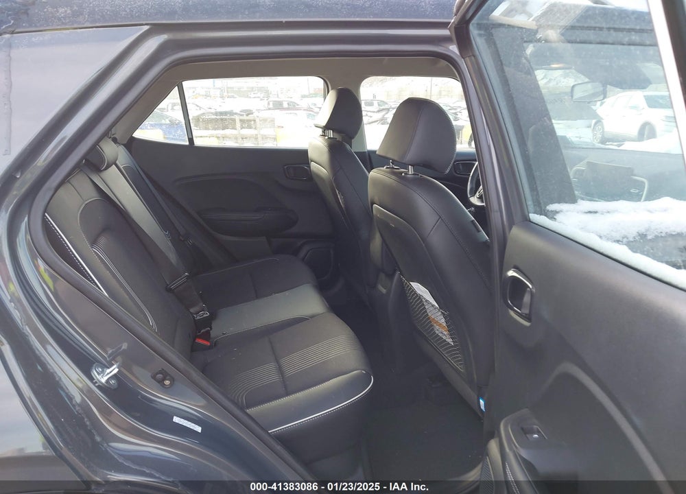 2023 HYUNDAI VENUE VIN: KMHRC8A3XPU274875