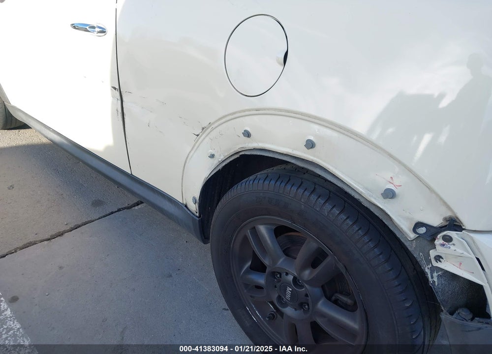 2012 MINI COOPER VIN: WMWSU3C56CT254981