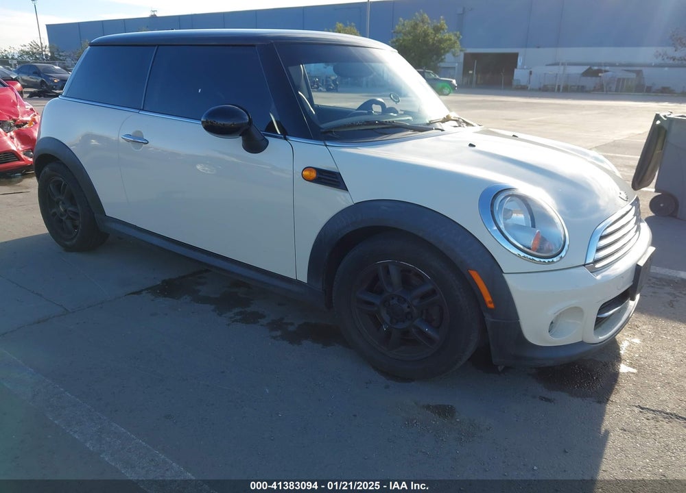 2012 MINI COOPER VIN: WMWSU3C56CT254981