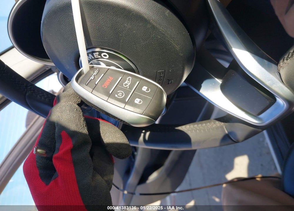 2020 ALFA ROMEO GIULIA VIN: ZARFAMAN6L7631460