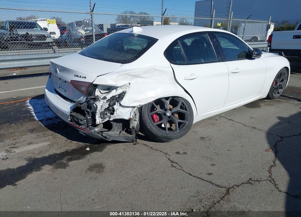 2020 ALFA ROMEO GIULIA VIN: ZARFAMAN6L7631460
