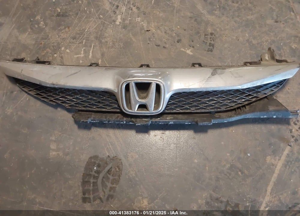 2011 HONDA CIVIC SDN VIN: 19XFA1F58BE007577