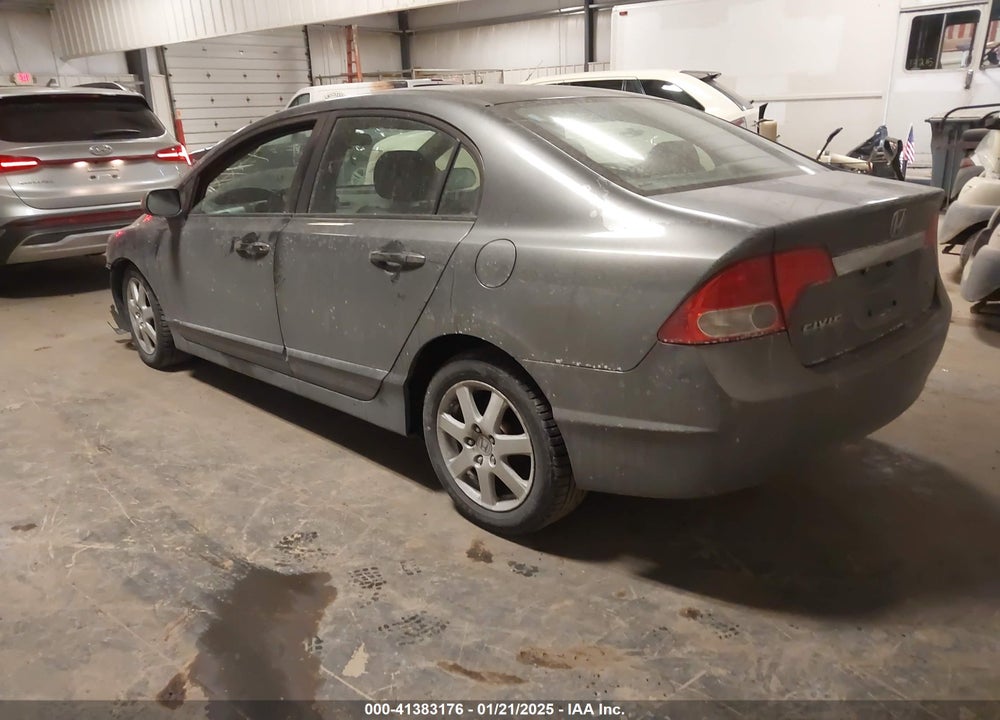 2011 HONDA CIVIC SDN VIN: 19XFA1F58BE007577