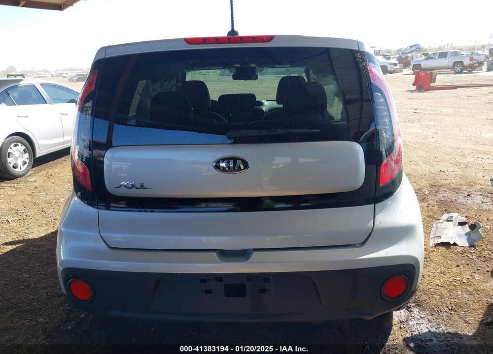 2017 KIA SOUL VIN: KNDJN2A25H7463529