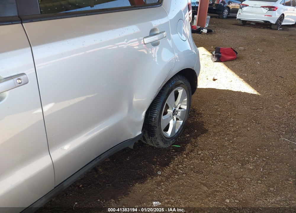 2017 KIA SOUL VIN: KNDJN2A25H7463529