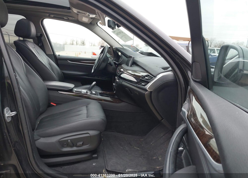 2014 BMW X5 SDRIVE35I VIN: 5UXKR2C56E0H31252
