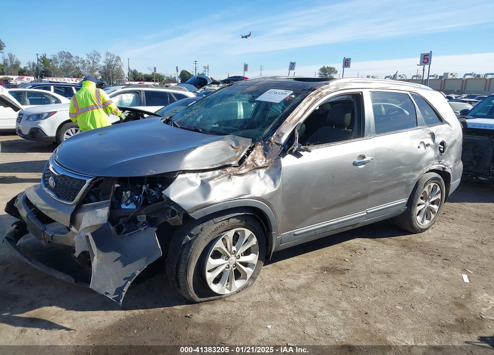 2015 KIA SORENTO EX V6 VIN: 5XYKU4A78FG643974