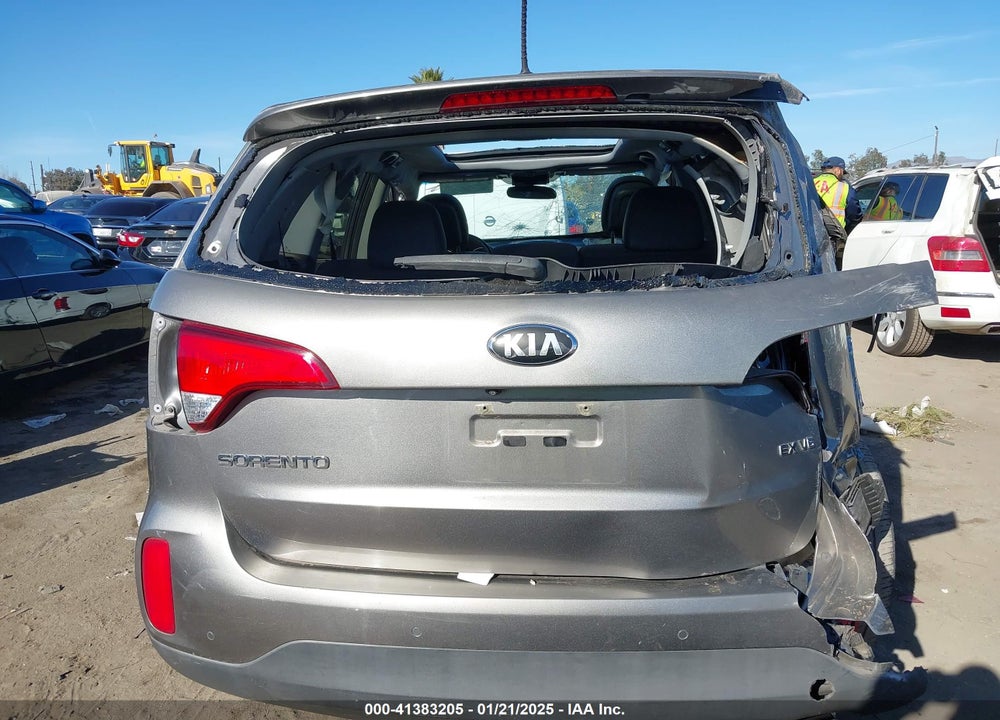 2015 KIA SORENTO EX V6 VIN: 5XYKU4A78FG643974