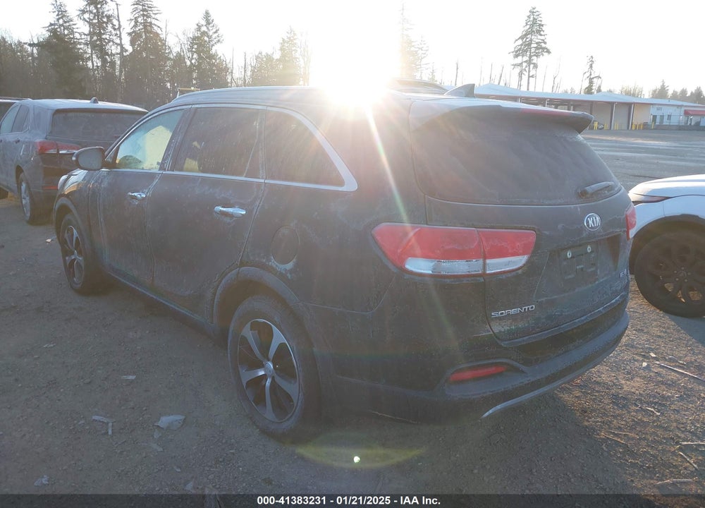 2018 KIA SORENTO 3.3L EX VIN: 5XYPH4A50JG390005