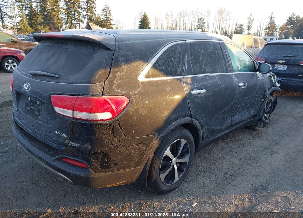 2018 KIA SORENTO 3.3L EX VIN: 5XYPH4A50JG390005