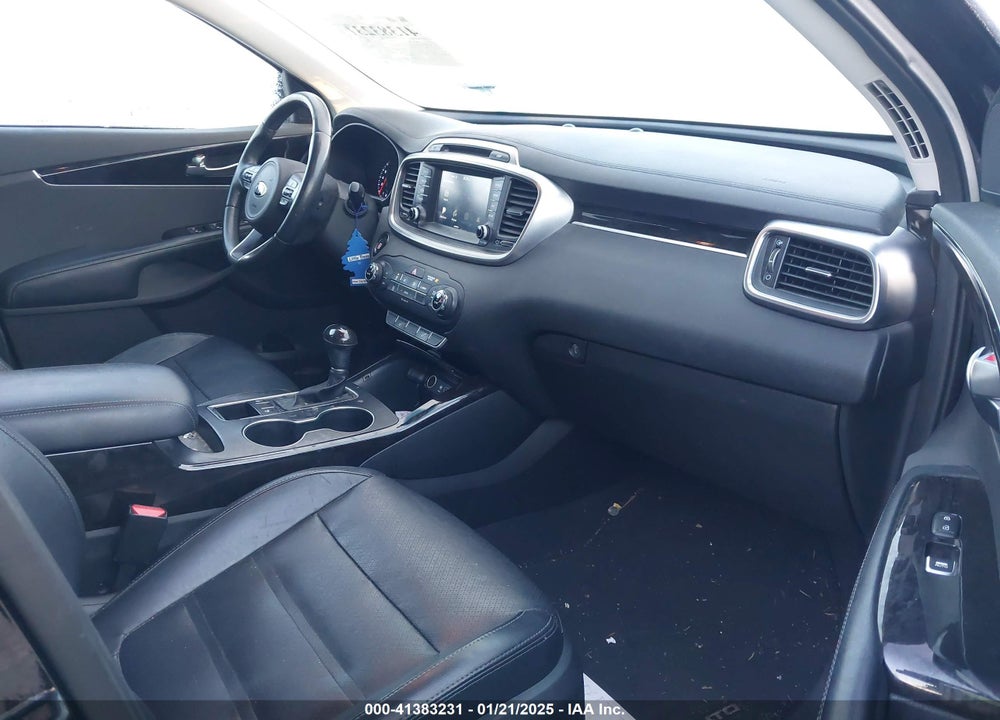 2018 KIA SORENTO 3.3L EX VIN: 5XYPH4A50JG390005