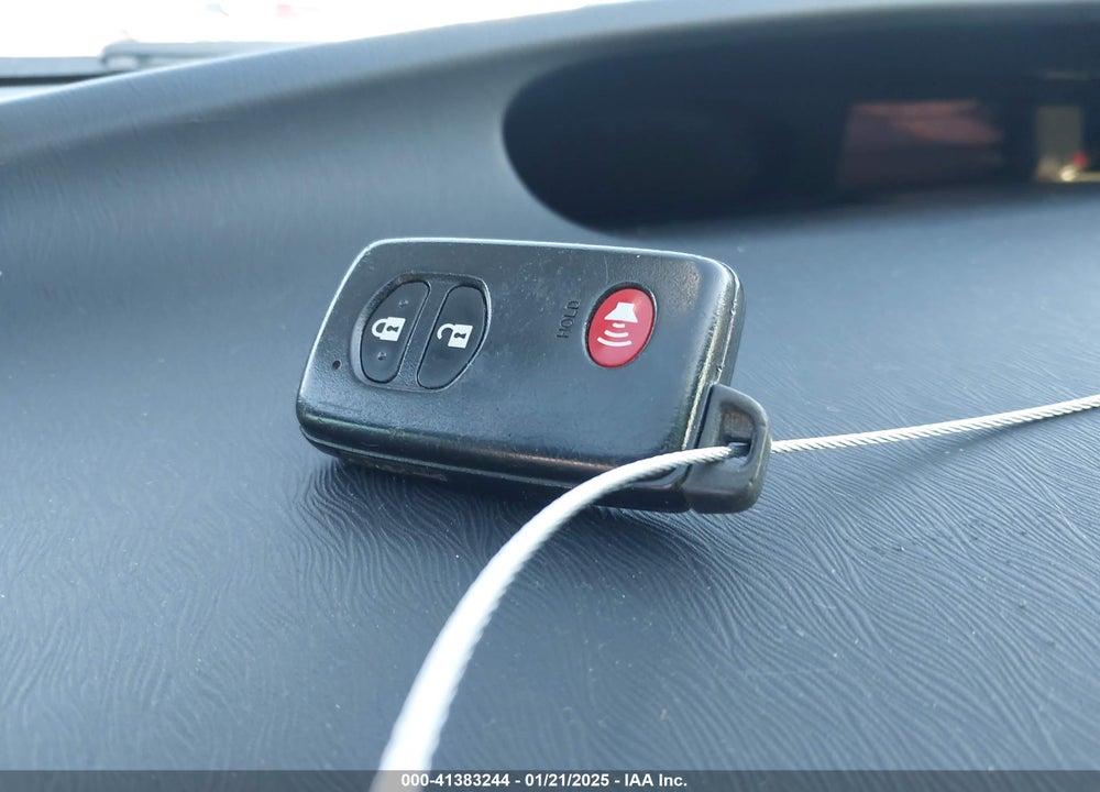 2015 TOYOTA PRIUS TWO VIN: JTDKN3DU9F1901461