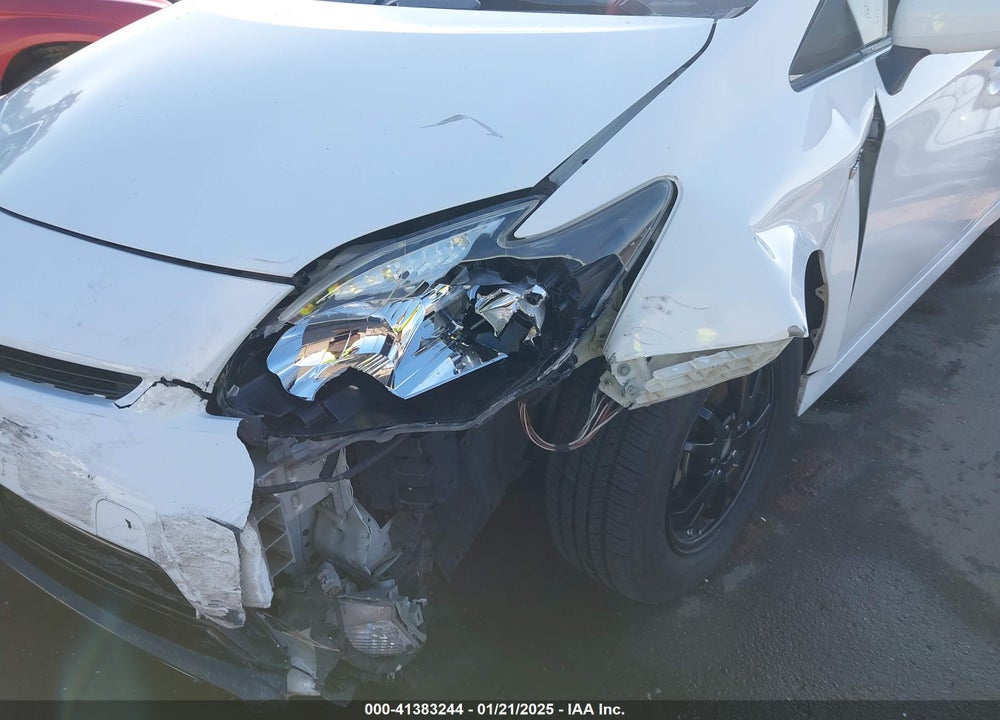 2015 TOYOTA PRIUS TWO VIN: JTDKN3DU9F1901461