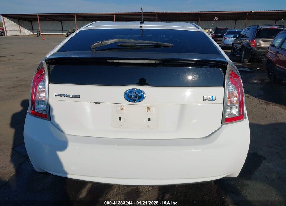 2015 TOYOTA PRIUS TWO VIN: JTDKN3DU9F1901461