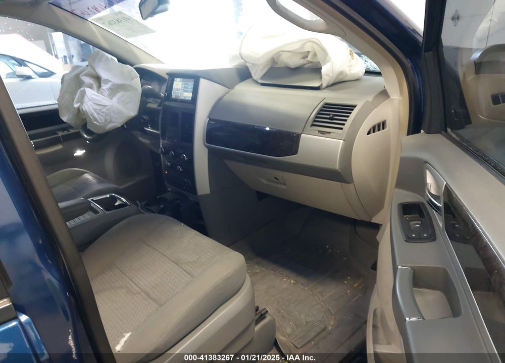 2010 DODGE GRAND CARAVAN CREW VIN: 2D4RN6DX6AR488805