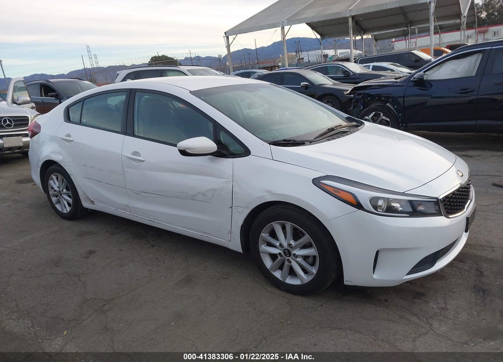 2017 KIA FORTE LX VIN: 3KPFL4A72HE012190
