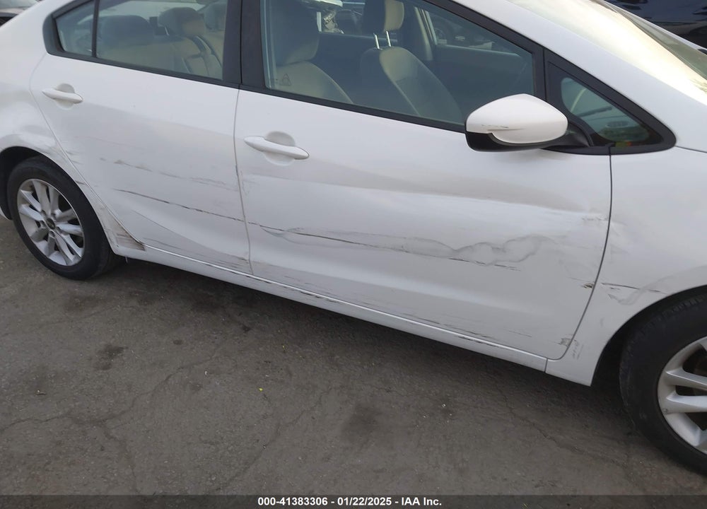 2017 KIA FORTE LX VIN: 3KPFL4A72HE012190