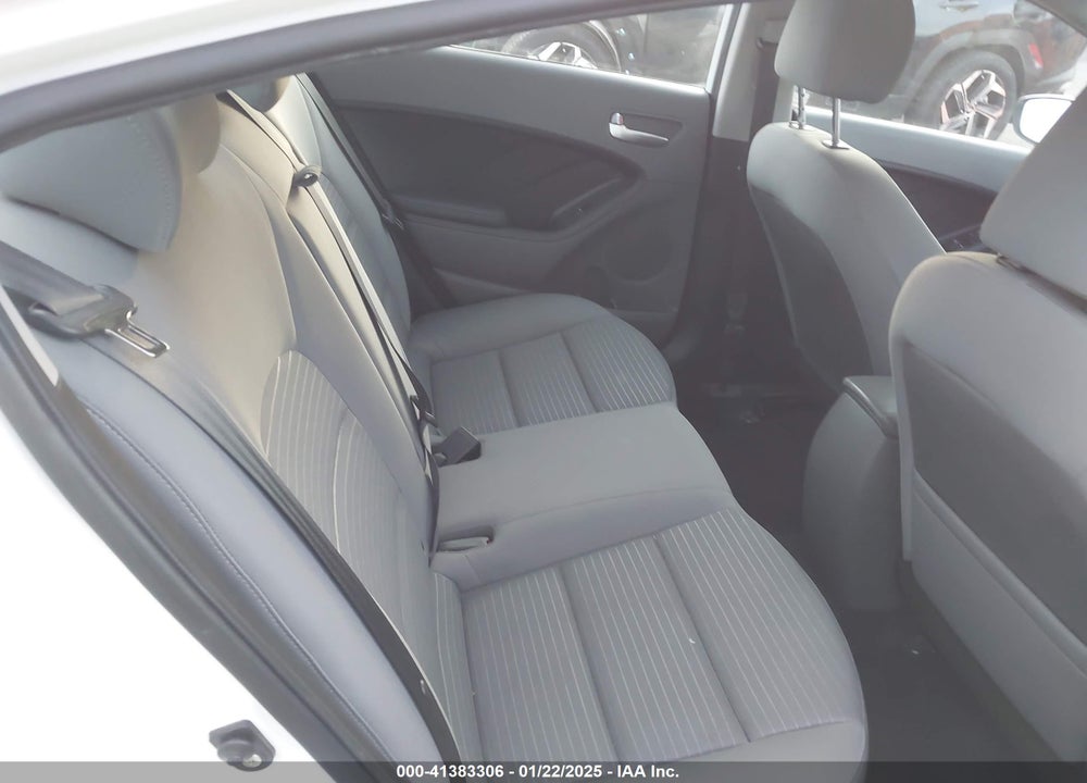 2017 KIA FORTE LX VIN: 3KPFL4A72HE012190