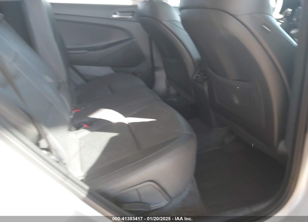 2016 HYUNDAI TUCSON LIMITED VIN: KM8J33A21GU151232
