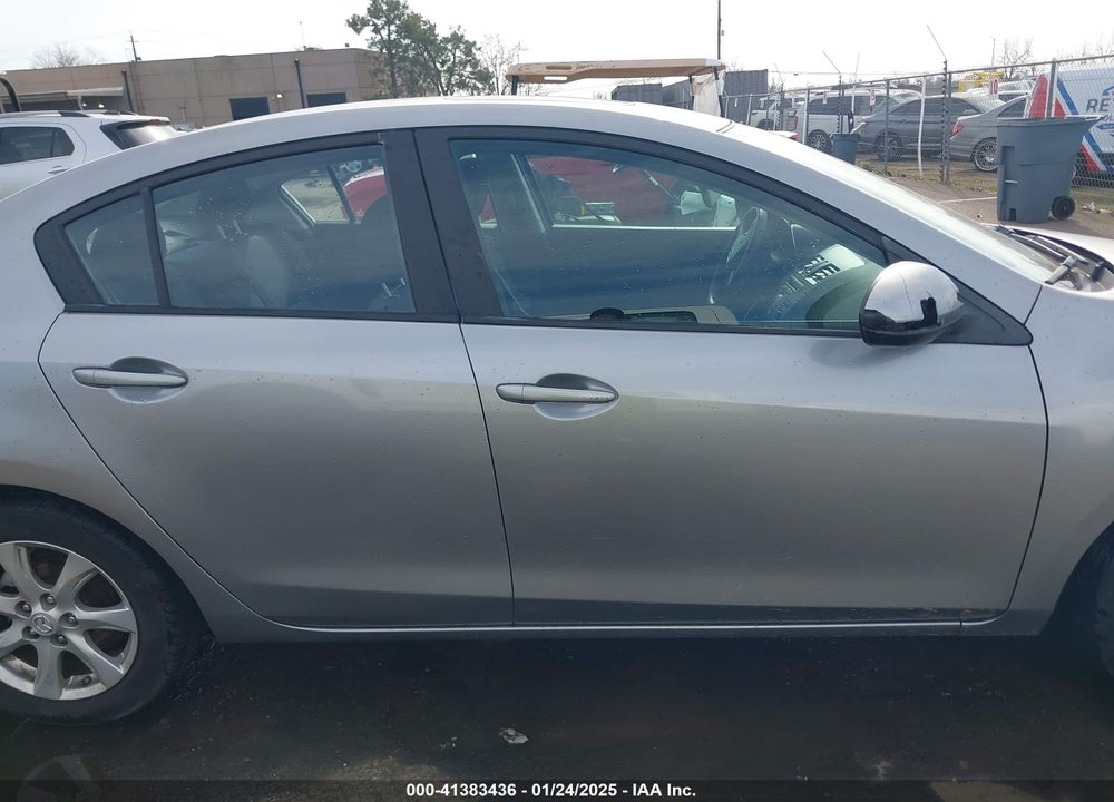 2010 MAZDA 3 I TOURING VIN: JM1BL1SG5A1207477