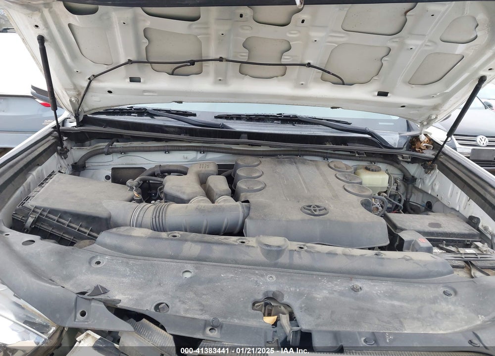 2014 TOYOTA 4RUNNER VIN: JTEBU5JR8E5155182