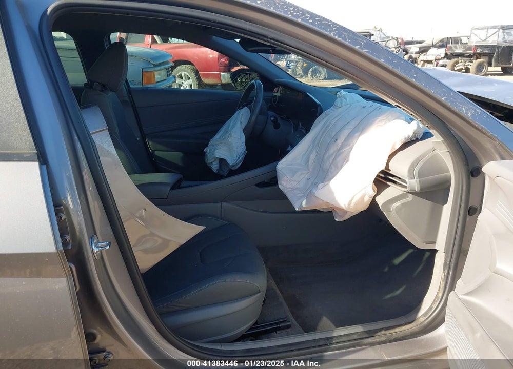 2023 HYUNDAI ELANTRA VIN: KMHLS4AG8PU496559