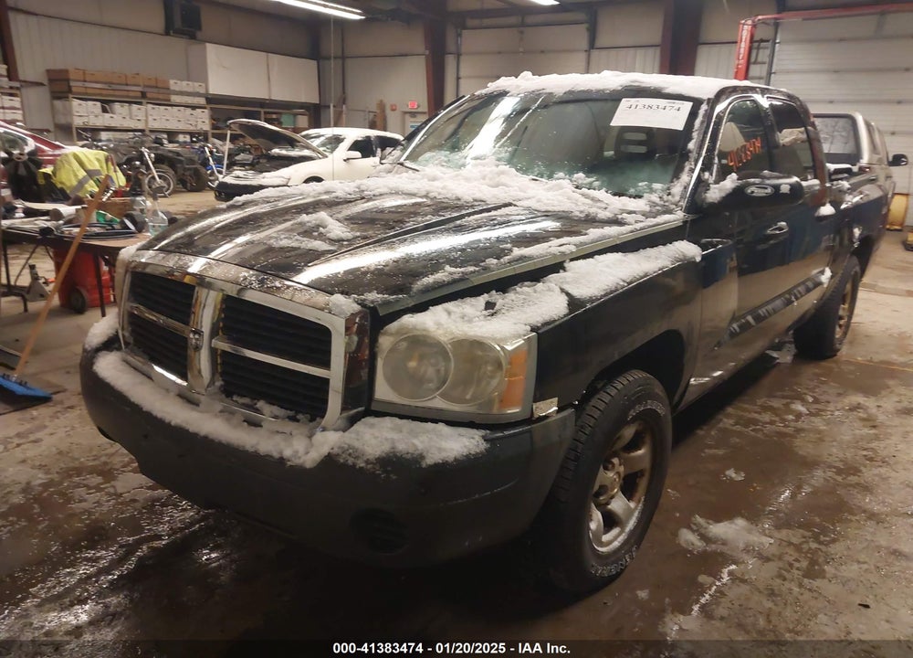 2005 DODGE DAKOTA ST VIN: 1D7HW28K05S305504