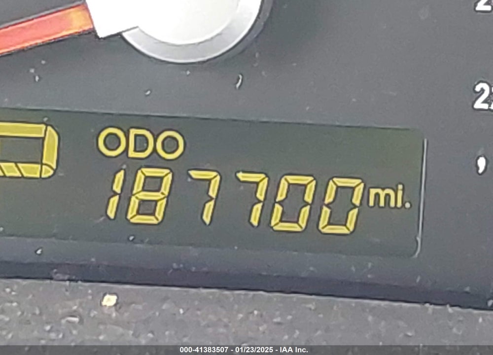 2012 KIA SEDONA LX VIN: KNDMG4C70C6442548