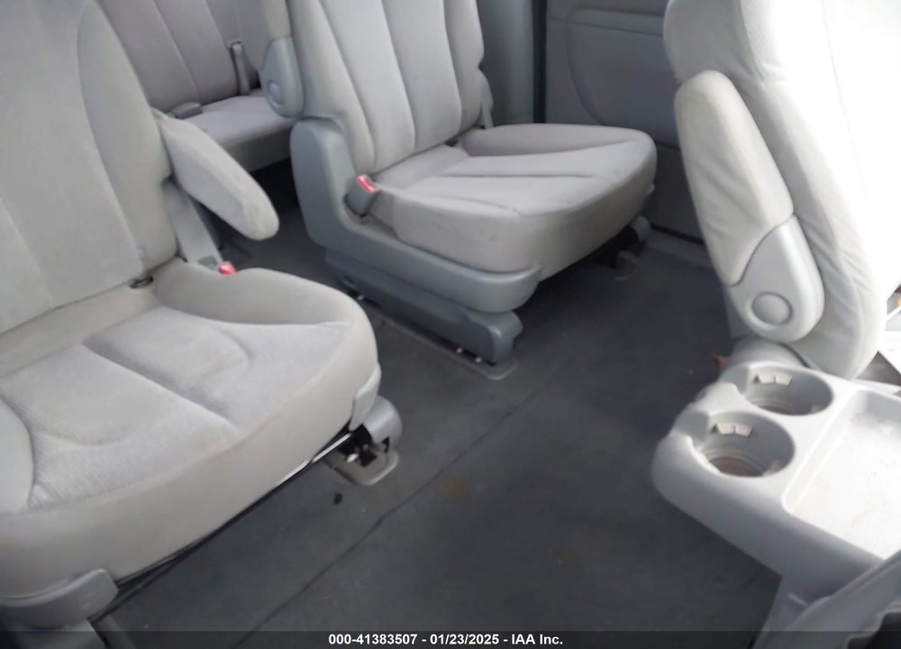 2012 KIA SEDONA LX VIN: KNDMG4C70C6442548