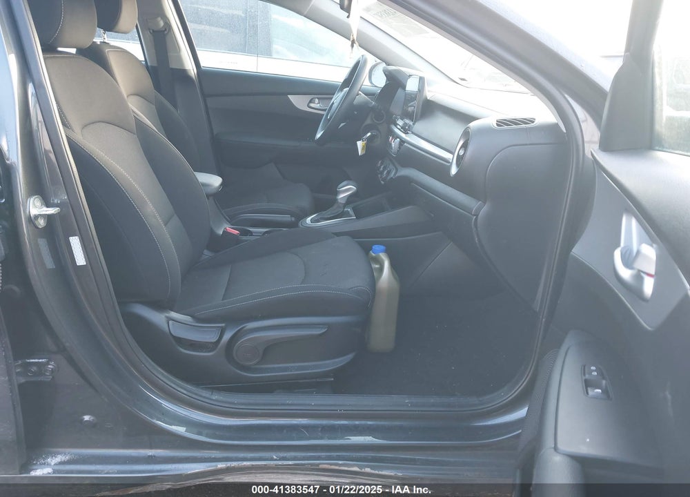 2023 KIA FORTE VIN: 3KPF24AD9PE649343
