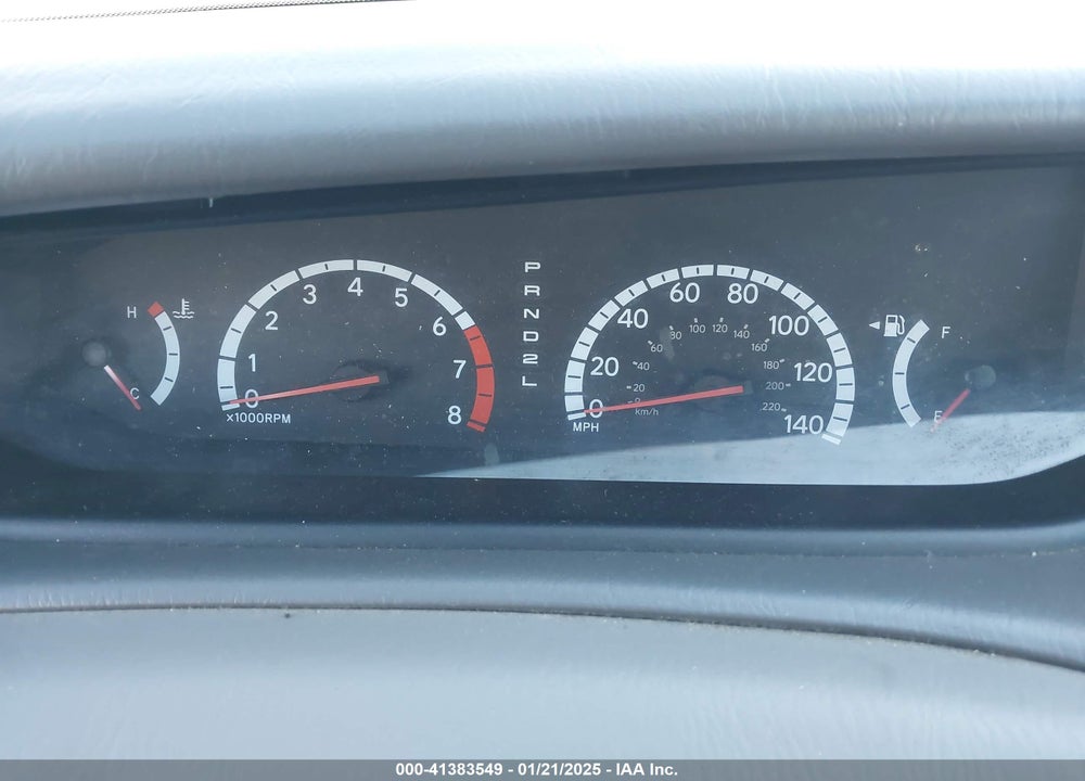 2000 TOYOTA AVALON XL VIN: 4T1BF28B0YU106277