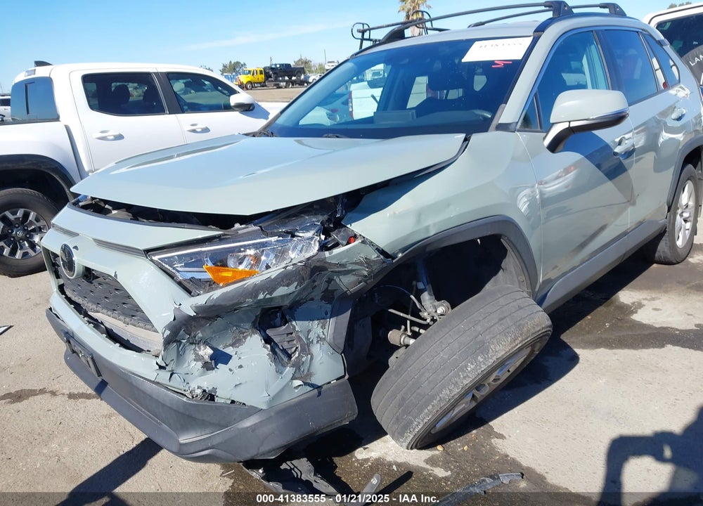 2020 TOYOTA RAV4 XLE VIN: 2T3W1RFV8LW078850