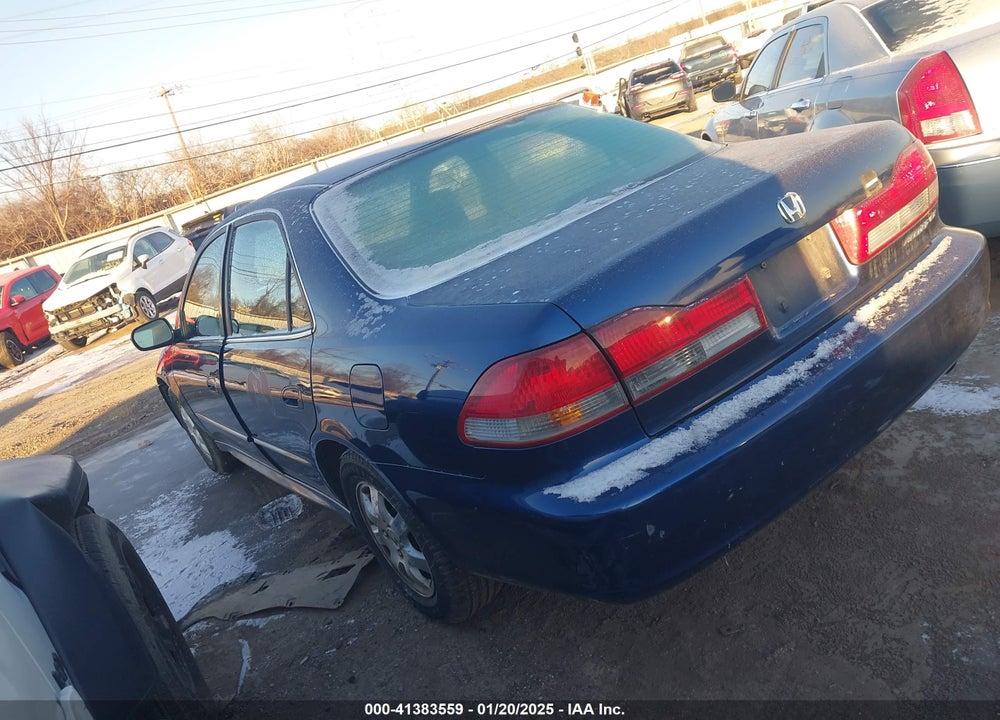2001 HONDA ACCORD 2.3 EX VIN: 1HGCG56671A145602