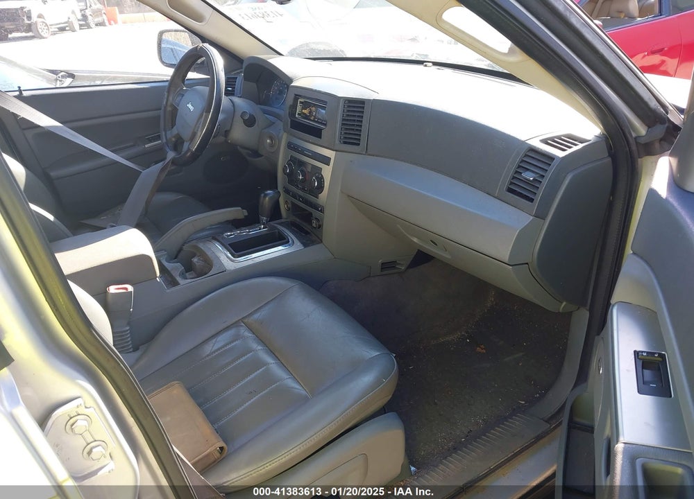 2007 JEEP GRAND CHEROKEE LAREDO VIN: 1J8GR48K27C505136