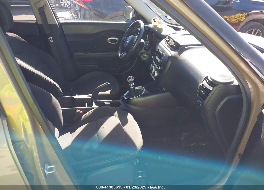 2015 KIA SOUL VIN: KNDJN2A24F7206844