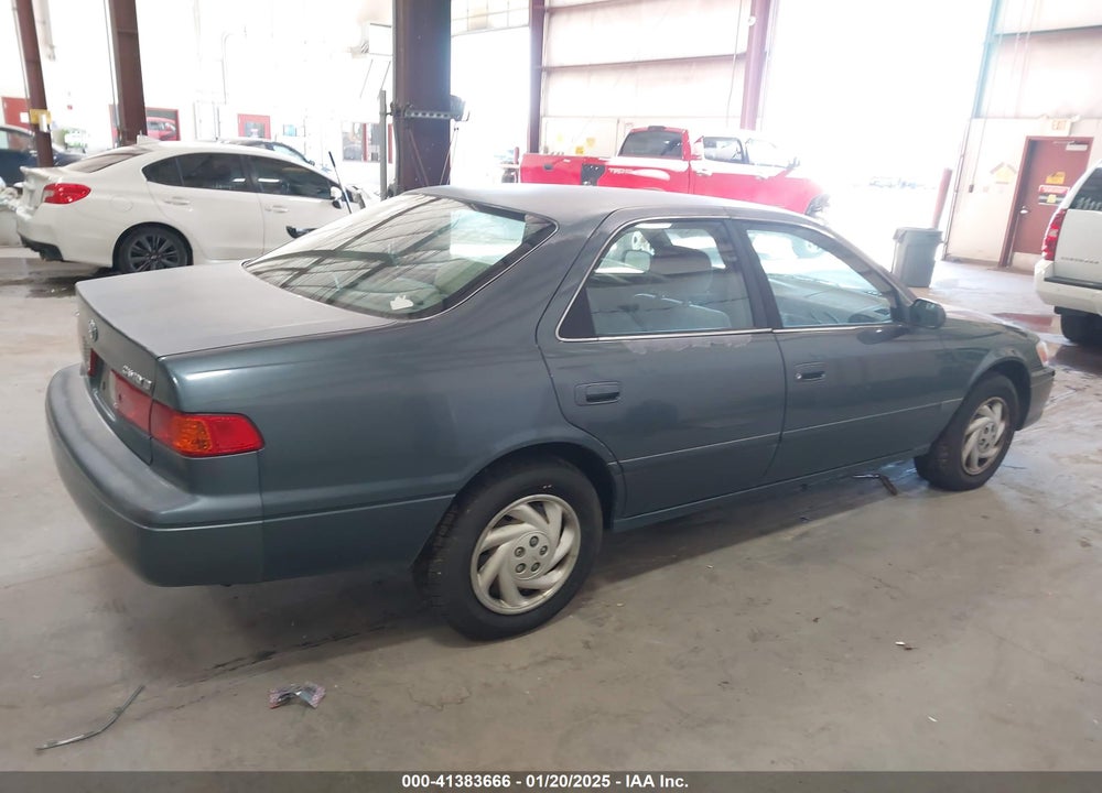 2000 TOYOTA CAMRY LE VIN: JT2BG22K6Y0401362