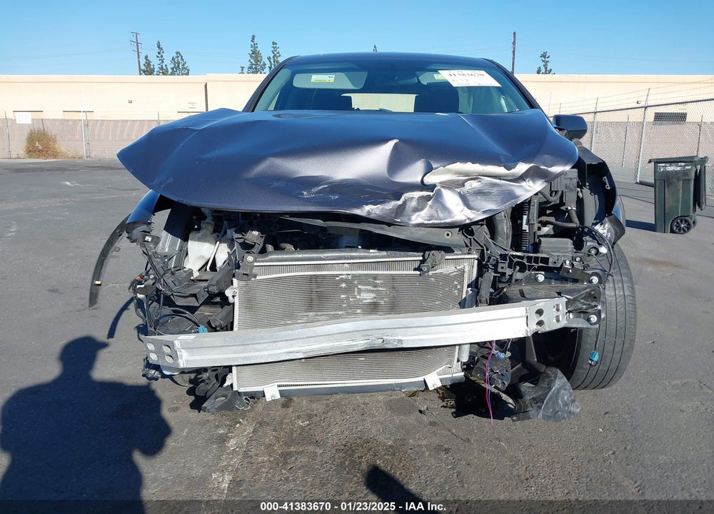 2019 HONDA CR-V LX VIN: 2HKRW5H30KH400261