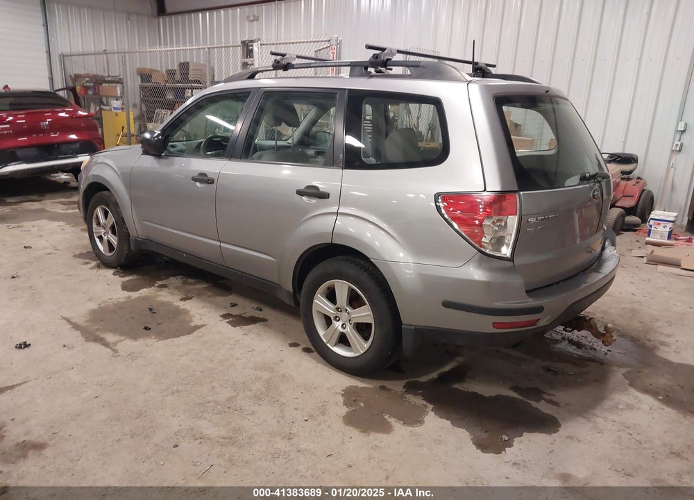 2011 SUBARU FORESTER 2.5X VIN: JF2SHABC2BG700113