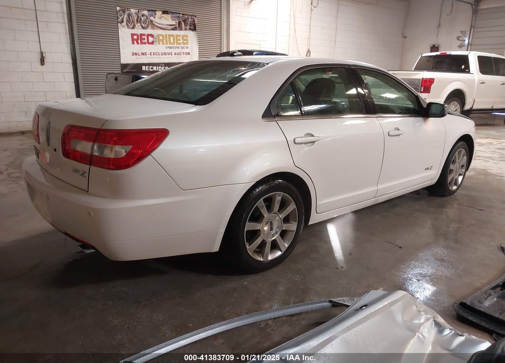 2009 LINCOLN MKZ VIN: 3LNHM26T69R614368