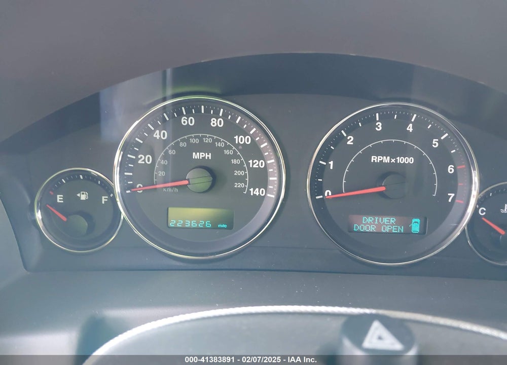 2006 JEEP COMMANDER VIN: 1J8HH48N96C150420