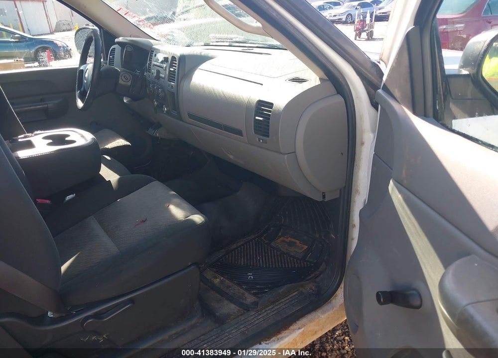 2008 CHEVROLET SILVERADO 1500 VIN: 2GCEC19C881269623